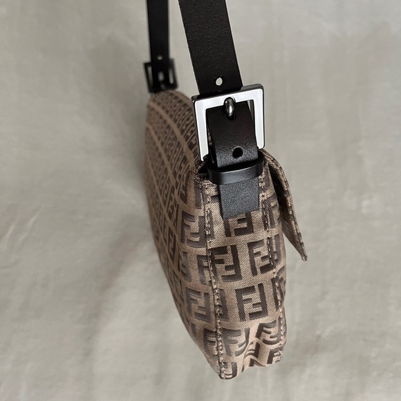 ✨SOLD✨FENDI  ZUCCHINO BAGUETTE - Picture 8 of 14